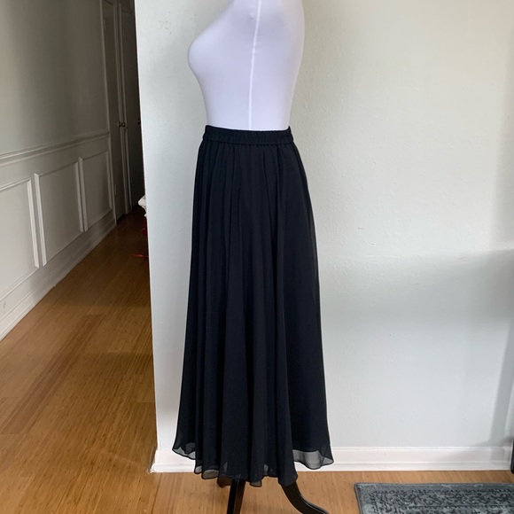 Cote d’Azur Woman’s SZ 8 Black Evening MIDI Skirt - Picture 3 of 9
